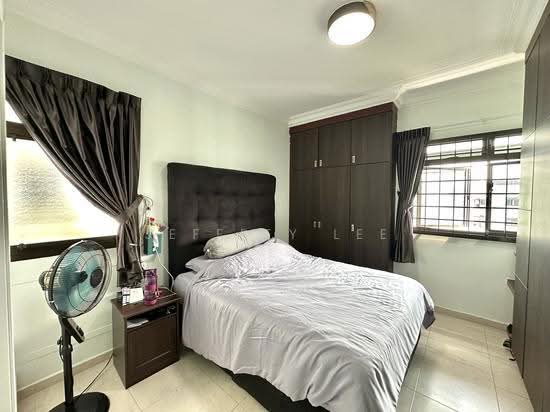 183D RIVERVALE CRESCENT photo 6