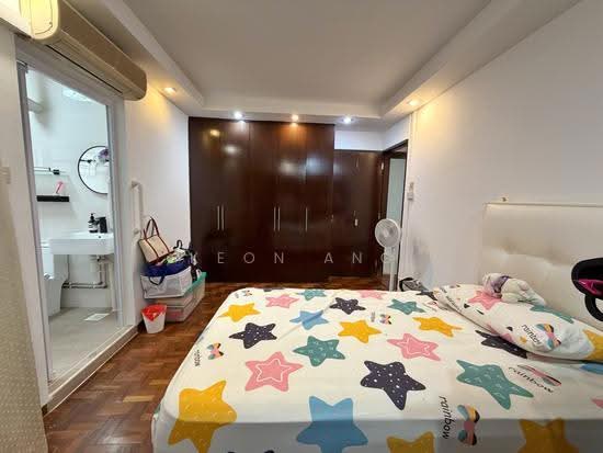 443 SIN MING AVENUE photo 2