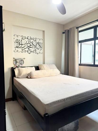 180B BOON LAY DRIVE photo 4