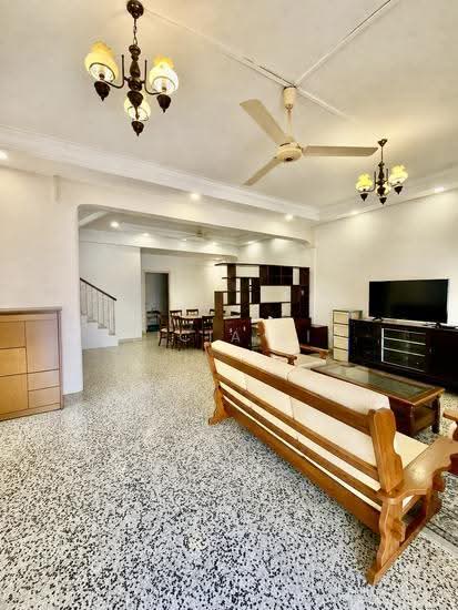 Corner Terrace Freehold along Marshall Road District 15 image 1 of 10