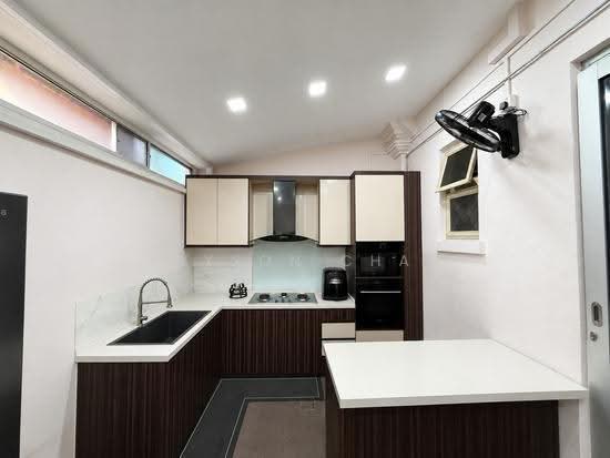 Loyang Villas photo 4