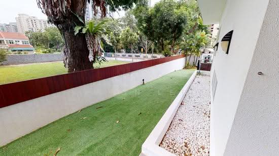 80 Meyer Road photo 4