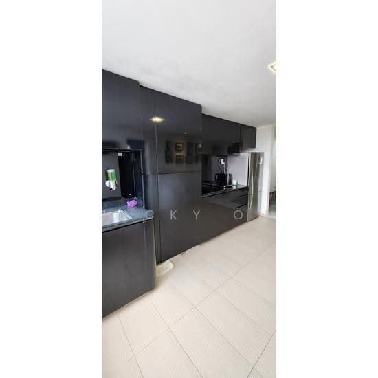 1 HAIG ROAD photo 3