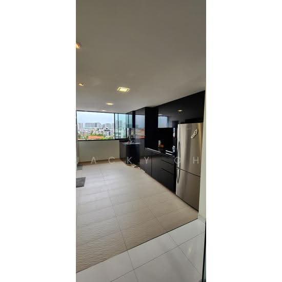 1 HAIG ROAD photo 6