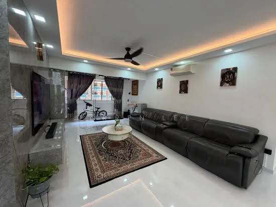 856E Tampines Street 82 image 1 of 10