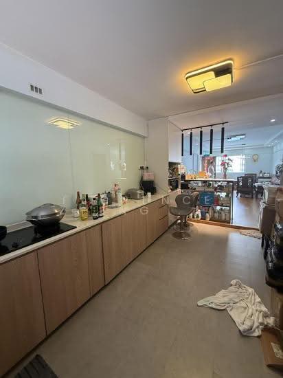 585 ANG MO KIO AVENUE 3 photo 6