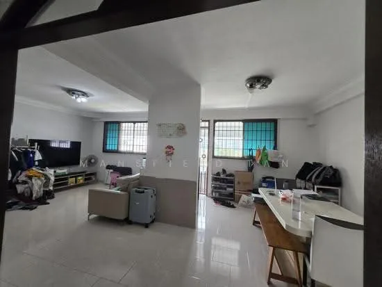 921 Jurong West Street 92 image 1 of 4