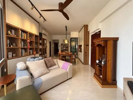 Pinetree Condominium image 1 of 8