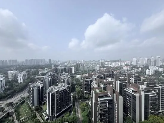 D'Leedon image 1 of 10