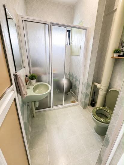 408 JURONG WEST STREET 42 photo 4