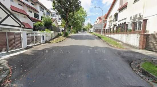 Just Listed | Only 14XX PSF | Charming Semi-D House with Huge Garden - 4,780sqft photo 5