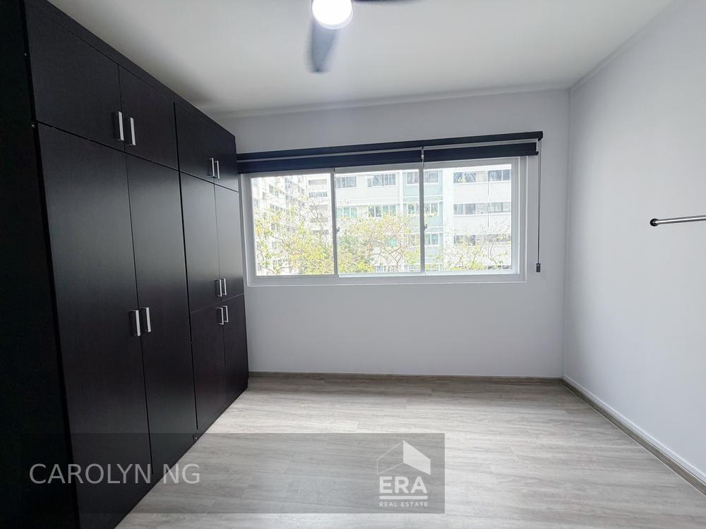 873 TAMPINES STREET 84 photo 3