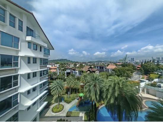 THE AZURE photo 5