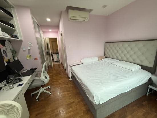 HAZEL PARK CONDOMINIUM photo 2