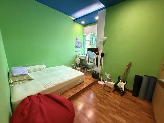 HAZEL PARK CONDOMINIUM photo 3