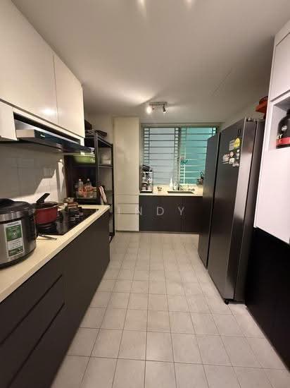 HAZEL PARK CONDOMINIUM photo 5