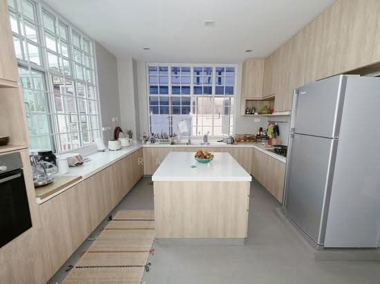 Seletar Hills Estate photo 2