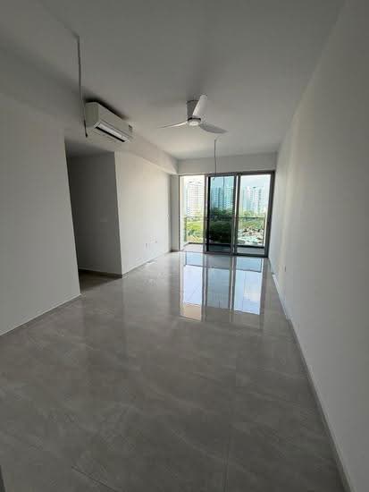 Grand Dunman image 1 of 10