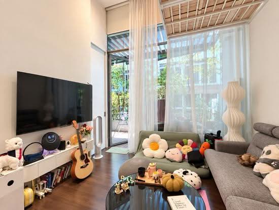 SELETAR PARK RESIDENCE image 1 of 7