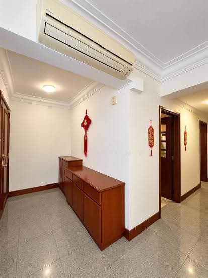 WESTCOVE CONDOMINIUM photo 4
