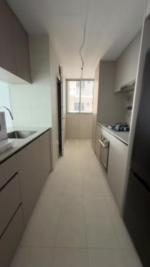 GRAND DUNMAN image 1 of 10