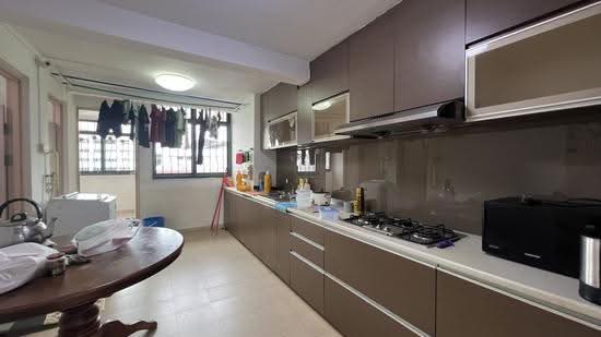 26 TOA PAYOH EAST photo 2