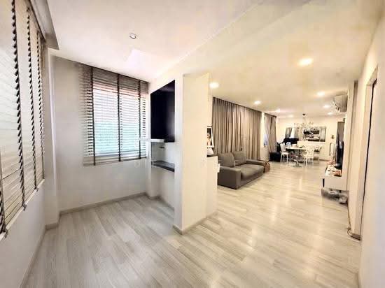 209 BISHAN STREET 23 photo 3