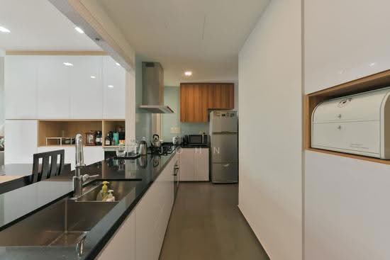 COUNTRY PARK CONDOMINIUM photo 6