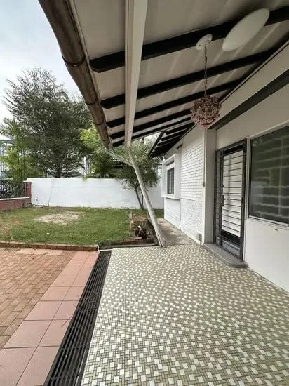 Opera Estate image 1 of 3