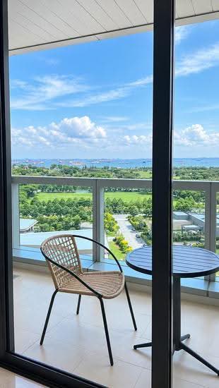 MARINA BAY RESIDENCES photo 2