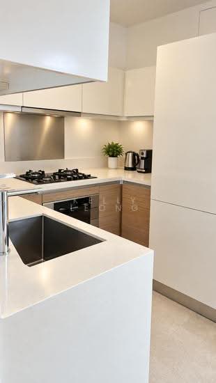 MARINA BAY RESIDENCES photo 3