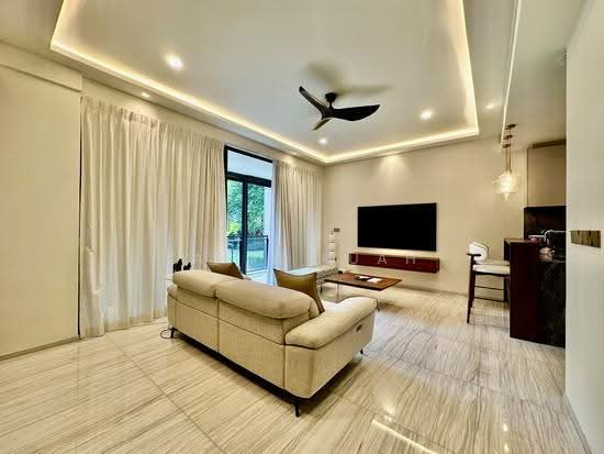 LEEDON GREEN photo 2