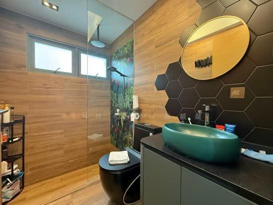 THE SHORE RESIDENCES photo 3