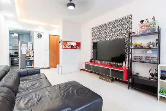 170A Punggol Field image 1 of 10