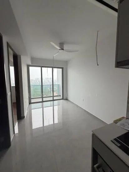 Grand Dunman image 1 of 10