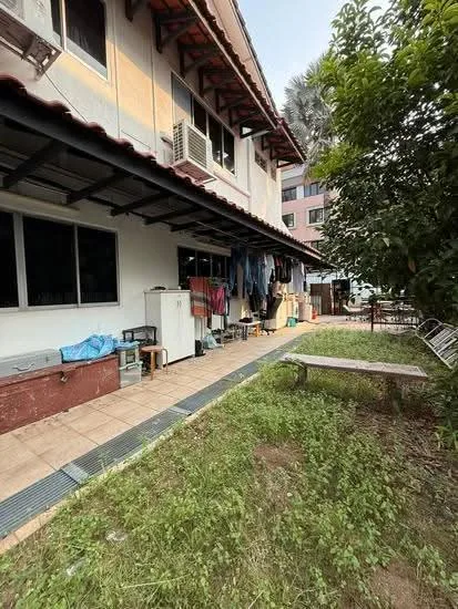 Rare Plot for Redevelopment Golden Opportunity Kovan MRT image 1 of 4