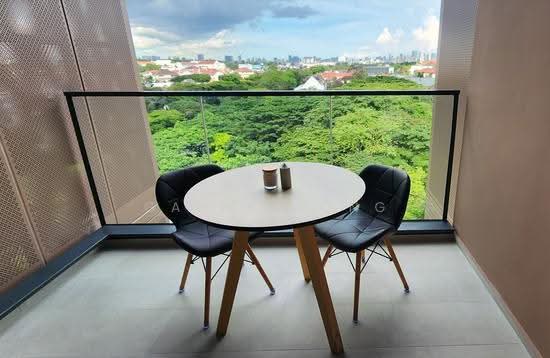 FOURTH AVENUE RESIDENCES photo 2