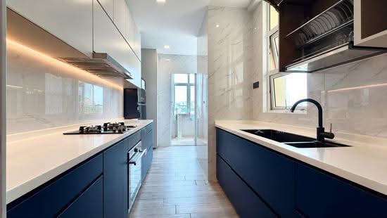 Rare 4 Bedders Duplex Freehold near Marine Parade / Marine Terrace MRT photo 3