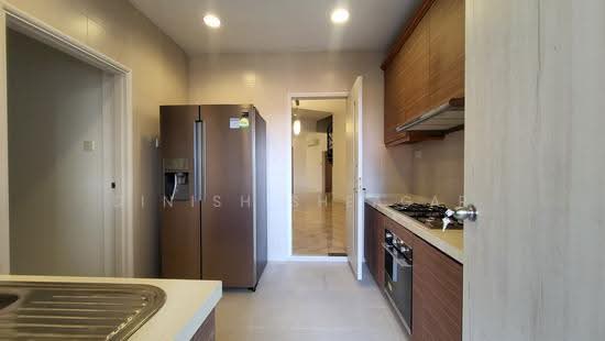 ORANGE REGENCY photo 2