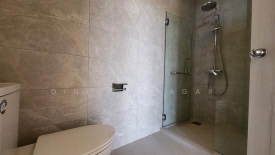 ORANGE REGENCY photo 5