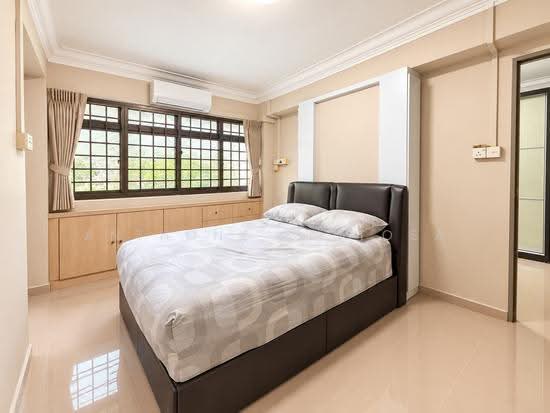 647 JURONG WEST STREET 61 photo 2