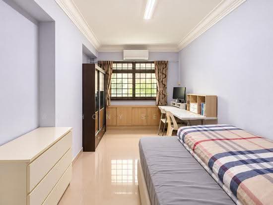 647 JURONG WEST STREET 61 photo 3