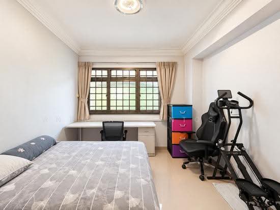647 JURONG WEST STREET 61 photo 4