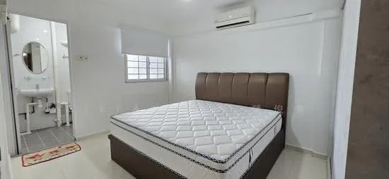 230 Serangoon Avenue 4 image 1 of 8