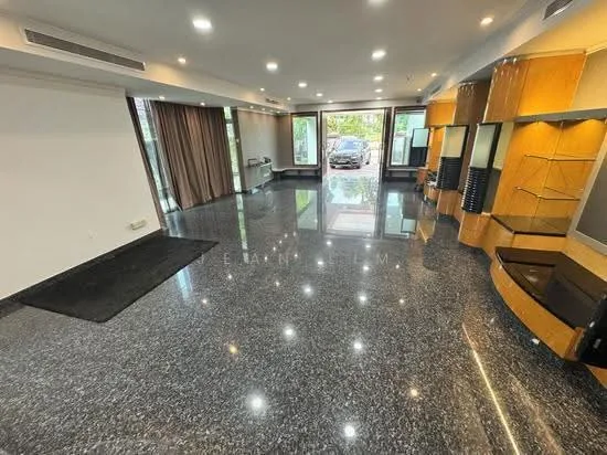 Rare Huge Semi Detached Unblocked View image 1 of 10