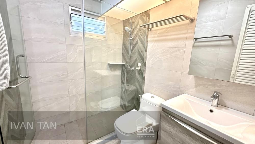 426D YISHUN AVENUE 11 photo 4