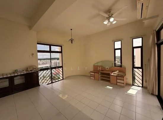 Cashew Heights Condominium image 1 of 10