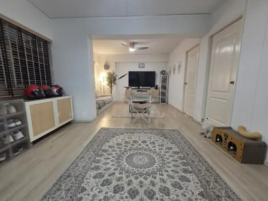 864 Jurong West Street 81 image 1 of 8
