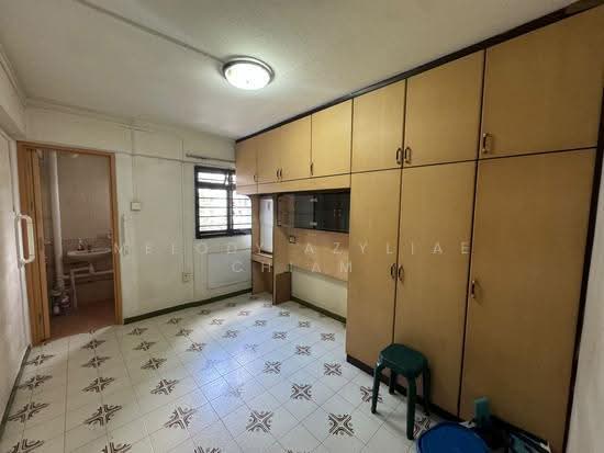 305 CLEMENTI AVENUE 4 photo 3