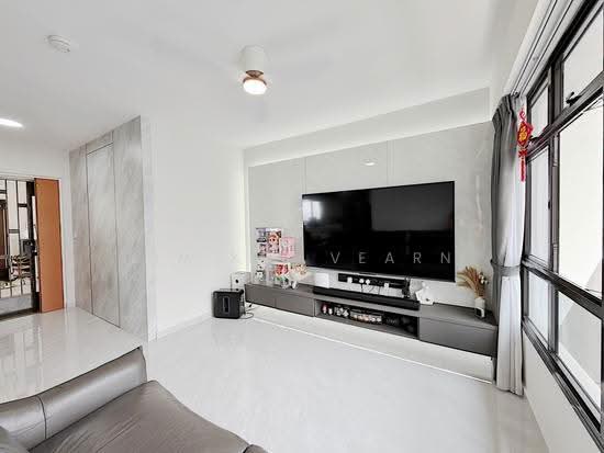 112B ALKAFF CRESCENT photo 3
